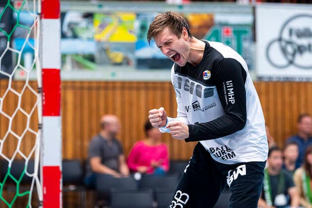 Würzburg, Deutschland 11. Oktober 2019: 2. BL - 19 20- DjK Rimpar Wölfe vs. SG BBM Bietigheim Torhueter Jonas Maier (SG BBM Bietigheim) Jubel Freude Emotion Würzburg s.Oliver Arena Deutschland