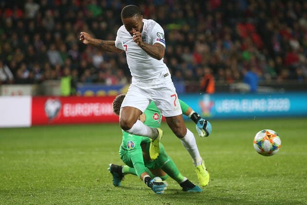 Czech Republic v England UEFA EURO, EM, Europameisterschaft,Fussball 2020 Qualifiers Tomas Vaclik of Czech Republic saves at the feet of Raheem Sterling of England during the UEFA Euro 2020 Qualifiers match at Sinobo Stadium, Prague Content Not Available For UK Newspapers Copyright: xPaulxChestertonx FIL-13738-0069