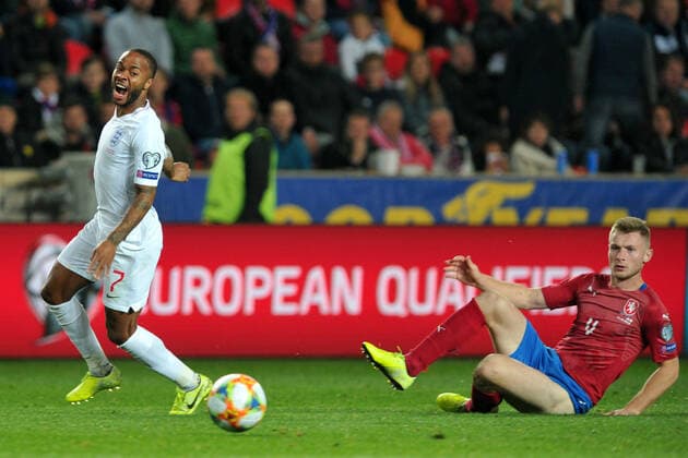 October 11, 2019, Prague, Czech Republic: RAHEEM STERLING of England (L) fight for ball with MICHAL KRMENCIK of Czech Republic during the UEFA EURO, EM, Europameisterschaft,Fussball 2020 qualifier soccer match between Czech Republic and England at Sinobo Stadium in Prague, on October 11, 2019. Soccer 2019: Czech Republic v England, EURO 2020 qualification - ZUMAr156 20191011_zap_r156_010 Copyright: xSlavekxRutax