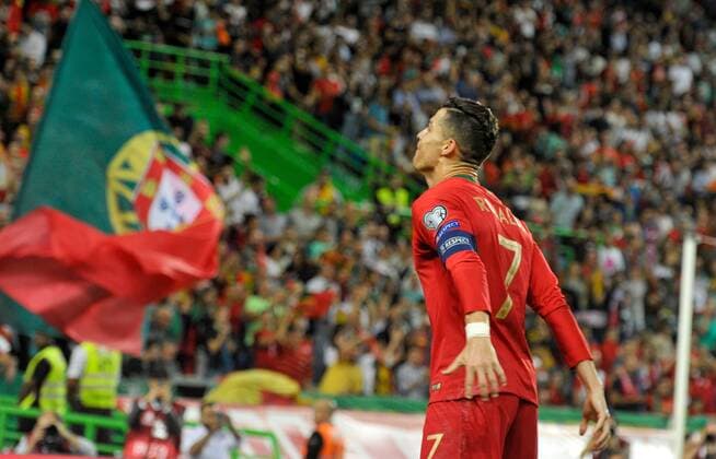 11.10.2019 Uefa Qualifiers 2020 Portugal - Luxemburg v.l., Portugal s Cristiano Ronaldo (Portugal) Goal celebration, celebrate the goal Foto: Joaquim Ferreira Copyright: JoaquimxFerreira