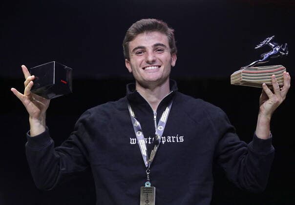 Bilder des Jahres 2019, Sport 10 Oktober Sport Themen der Woche KW41 NIZHNY NOVGOROD, RUSSIA - OCTOBER 12, 2019: 1st placed athlete Vincent Milou of France during an award ceremony for the men s event at the 2019 European Street Skateboarding Championships, at the Meshchersky sports complex. Vladimir Smirnov TASS  TS0BE85A