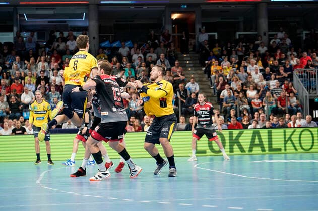 13.10.2019 Handball, 1. Bundesliga: HC Erlangen - Rhein-Neckar Loewen 9. Spieltag, Saison 2019 20 - Handball, 1 Bundesliga HC Erlangen - Rhein-Neckar Loewen, 9 Matchday on 13 10 2019, Season 2019 20 Foto: Schumacher - - Niclas Kirkel?kke Copyright: HMBxMedia BorisxSchumacher