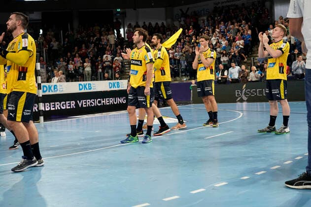 13.10.2019 Handball, 1. Bundesliga: HC Erlangen - Rhein-Neckar Loewen 9. Spieltag, Saison 2019 20 - Handball, 1 Bundesliga HC Erlangen - Rhein-Neckar Loewen, 9 Matchday on 13 10 2019, Season 2019 20 Foto: Schumacher - - Uwe Gensheimer Kapit?n der Mannschaft Enttäuscht Copyright: HMBxMedia BorisxSchumacher
