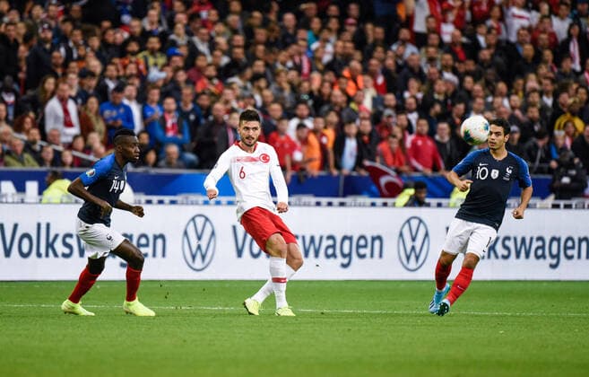 Okay Yokuslu ( 6 - Turquie ) - Blaise Matuidi ( 14 - France ) FOOTBALL : France vs Turquie - Saint Denis - 14 10 2019 FedericoPestellini Panoramic 