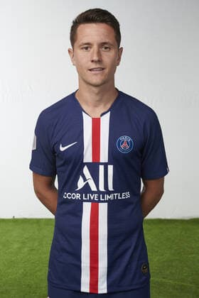 ANDER HERRERA FOOTBALL : Presentation - Paris st germain - Photo Officielle -14 10 2019 PANORAMIC PSG 