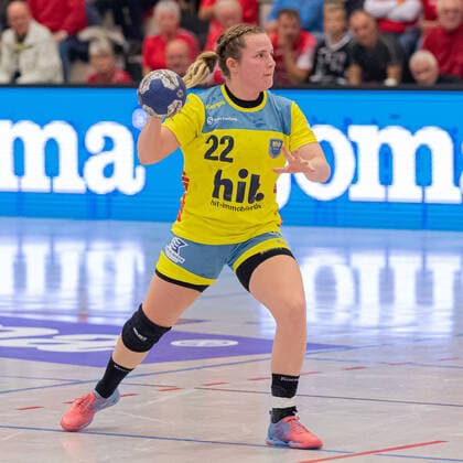 Lynn Schneider (Buxtehude, 22); Freisteller, Einzelbild, Aktion, action, 16.10.2019, Erfurt (Deutschland), Handball, 1. Bundesliga Frauen, Thüringer HC - Buxtehuder SV
