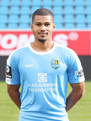 Teampraesentation Chemnitz Fussball 3.Liga Noah Awuku; Chemnitzer FC; 3.Liga, Porträttermin 2019 2020 , Chemnitz, 16.10.2019, Stadion Chemnitz, Fussball ,
