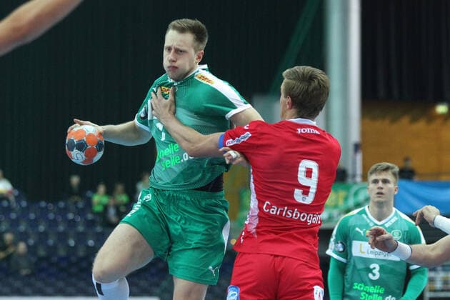 SC DHfK Leipzig vs. TBV Lemgo Lippe, Liqui Moly HBL, 17.10.19 Handball, 1. Bundesliga, Saison 2019 2020, 10. Spieltag: SC DHfK Leipzig vs. TBV Lemgo Lippe am 17.10.19 in der Arena Leipzig. Im Bild: Luca WITZKE ( 7, SC DHfK Leipzig) gegen Jonathan CARLSBOGARD ( 9, TBV Lemgo) Copyright: xBEAUTIFULxSPORTS JanxKaeferx