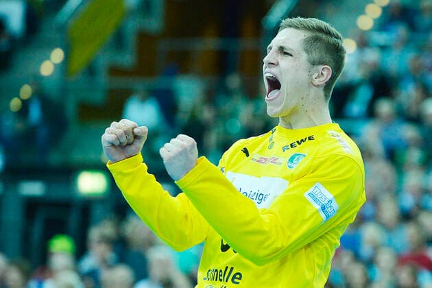 LIQUI MOLY Handball-Bundesliga 2019 2020, 10. Spieltag, SC DHfK Leipzig vs. TBV Lemgo Lippe (17.10.2019) Jubel nach einer Glanzparade von Joel Birlehm (Tormann DHfK Leipzig, Rueckennummmer 35) im Handball-Bundesliga-Spiel Leipzig gegen TBV Lemgo Lippe (17.10.2019) Leipzig Sachsen Deutschland Arena Leipzig