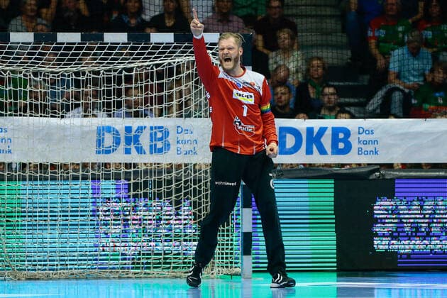 17.10.2019, xtgx, Handball Liqui Moly HBL, SC Magdeburg - TVB Stuttgart emspor, v.l. Johannes Bitter (Stuttgart, 1) Jubelt über gehaltenen Ball, abgewehrt, gehalten, Torhüter GETEC Arena