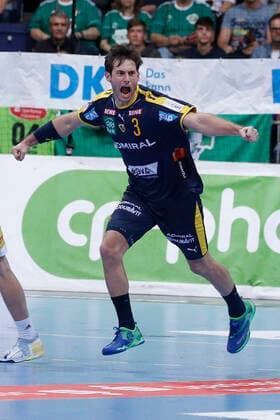 17.10.2019, TUI Arena, Hannover, Ligaspiel, 1. Bundesliga, TSV Hannover-Burgdorf vs Rhein-Neckar Loewen, im Bild Uwe Gensheimer (3, Loewen) jubelt nach seinem Tor TSV Hannover-Burgdorf vs Rhein-Neckar Loewen