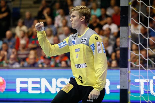 17.10.2019, xtgx, Handball Liqui Moly HBL, SC Magdeburg - TVB Stuttgart emspor, v.l. Tobias Thulin (Magdeburg, 12) Jubelt über gehaltenen Ball, abgewehrt, gehalten, Torhüter GETEC Arena