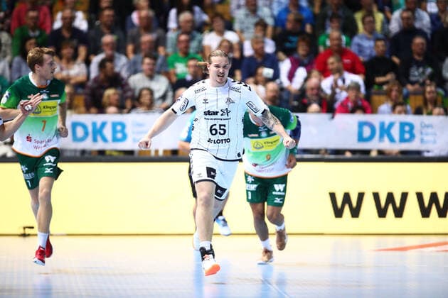 Torjubel von Lukas Nilsson (Kiel) HSG Wetzlar vs THW Kiel, Handball, 1. Bundesliga, 17.10.2019 HSG Wetzlar vs THW Kiel, Handball, 1. Bundesliga, 17.10.2019 Wetzlar Copyright: xEIBNER RenexWeissx EP_RWS