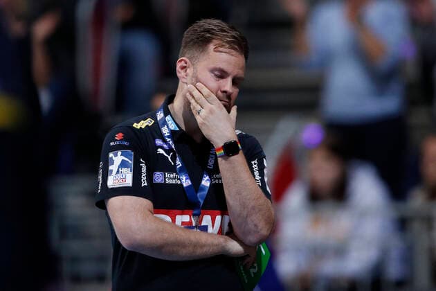 17.10.2019, TUI Arena, Hannover, Ligaspiel, 1. Bundesliga, TSV Hannover-Burgdorf vs Rhein-Neckar Loewen, im Bild Kristjan Andresson (Trainer, Loewen) ist enttaeuscht TSV Hannover-Burgdorf vs Rhein-Neckar Loewen