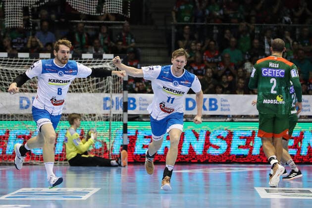Adam Löhn (re.) und Rudolf Faluvegi (TVB 1898 Stuttgart) - Handball Bundesliga Saison 2019-2020 SC Magdeburg vs. TVB 1898 Stuttgart in der GETEC Arena in Magdeburg - Aktion,Handball,MannMänner,Deutschland,17.10.2019