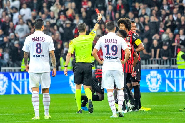 carton rouge - Francois Letexier (arbitre) - Dante (OGC Nice) - Christophe Herelle (OGC Nice) FOOTBALL : OGC nice vs PSG - Ligue 1 conforama - Nice - 18 10 2019 NorbertScanella PanoramiC 