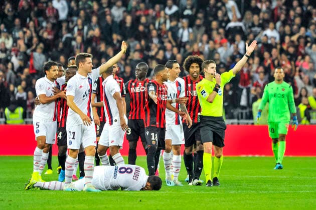 Alexis Claude Maurice (OGC Nice) - Angel Di Maria (PSG) - Dante (OGC Nice) - Francois Letexier (arbitre) FOOTBALL : OGC nice vs PSG - Ligue 1 conforama - Nice - 18 10 2019 NorbertScanella PanoramiC 