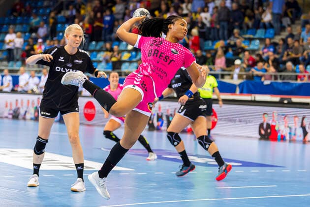 Ludwigsburg, Deutschland 19. Oktober 2019: CL - 19 20 - SG BBM Bietigheim vs. Brest Bretagne Handball Pauletta Foppa (Brest Bretagne) Bietigheim-Bissingen Egetrans Arena Baden-Württemberg Deutschland
