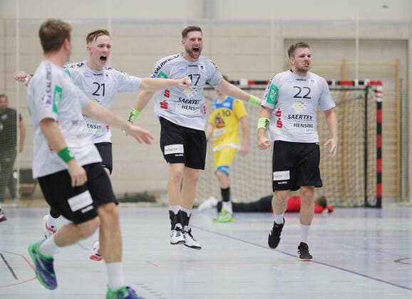 2.HBL HSG Konstanz - TV Emsdetten 29:30. V.l.n.r. S?ren Kress ( 5TVE), Julian Damm ( 21TVE), Marcel Schliedermann ( 17TVE), Dirk Holzner ( 22TVE) 2.HBL HSG Konstanz - TV Emsdetten, 19.10.2019 Konstanz Copyright: xEIBNER PeterxPisax EP_EER