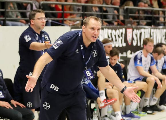 TuS Ferndorf - Bayer Dormagen, 19.10.2019 Trainer Dusko Bilanovic (Bayer Dormagen), Kreuztal Stählerwiese Deutschland