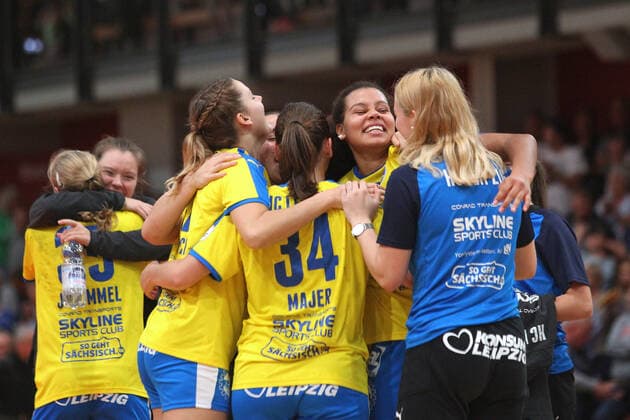 Handball, 2. HBF, HC Leipzig vs. Werder Bremen, 20.10.19 Handball, 2. Bundesliga Frauen, HBF, Saison 2019 2020, 6. Spieltag: HC Leipzig vs. SV Werder Bremen am 20.10.19 in der Sporthalle Bruederstrasse Leipzig. Im Bild: Jubel, Sieg, Sharleen Juliette GRESCHNER ( 20, HC Leipzig) Copyright: xBEAUTIFULxSPORTS JanxKaeferx