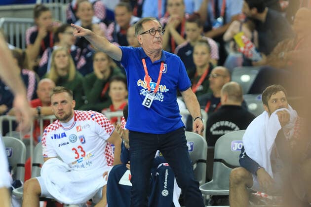 Zagreb, 23.10.2019. - Friendly handball match between Croatia and Germany at the Zagreb Arena. Croatia (white) - Germany (black) 25:26 Lino CERVAR (CRO) 