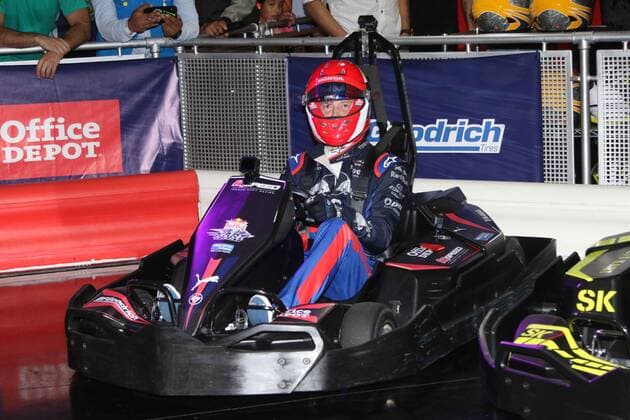 October 23, 2019: EUM20191023DEP16.JPG.CIUDAD DE MEXICO. MotoringAutomovilismo-Toro Rosso.- 23 de octubre de 2019. Pierre Gasly y Daniil Kvyat, pilotos de la Escuderia Toro Rosso de la Formula 1, ofrecieron conferencia de prensa y convivieron con aficionados en una pista de go karts. Foto: Agencia EL UNIVERSALCarlos MejiaEELG Latin News: October 23, 2019 Copyright: xElxUniversalx