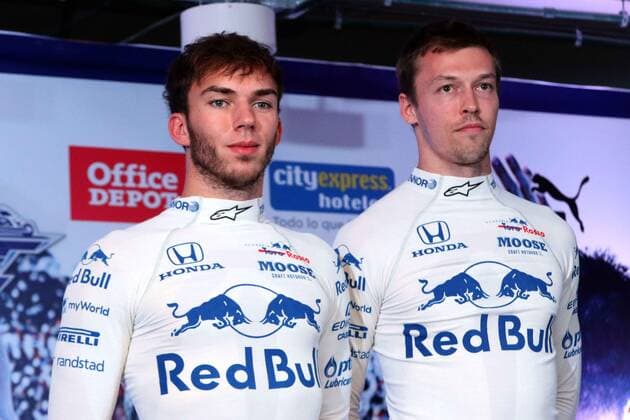 October 23, 2019: EUM20191023DEP14.JPG.CIUDAD DE MEXICO. MotoringAutomovilismo-Toro Rosso.- 23 de octubre de 2019. Pierre Gasly y Daniil Kvyat, pilotos de la Escuderia Toro Rosso de la Formula 1, ofrecieron conferencia de prensa y convivieron con aficionados en una pista de go karts. Foto: Agencia EL UNIVERSALCarlos MejiaEELG Latin News: October 23, 2019 Copyright: xElxUniversalx