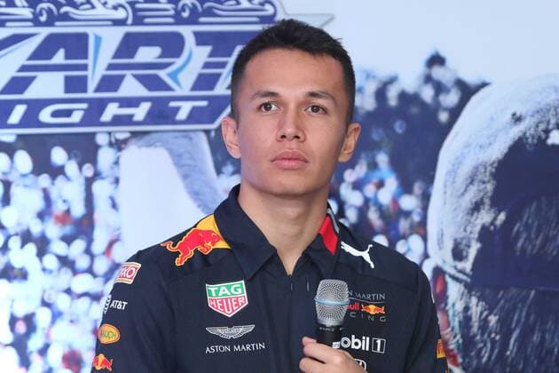 October 23, 2019: EUM20191023DEP17.JPG.CIUDAD DE MEXICO. MotoringAutomovilismo-Alexander Albon.- 23 de octubre de 2019. Alexander Albon, piloto de la Formula 1, ofrecio conferencia de prensa y participo en un reto de pits. Foto: Agencia EL UNIVERSALCarlos MejiaEELG Latin News: October 23, 2019 Copyright: xElxUniversalx