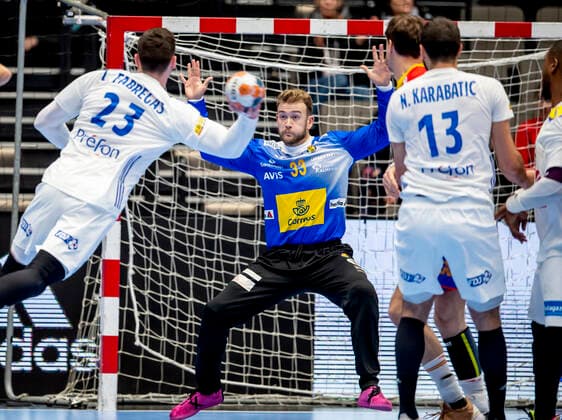 Ludovic Fabrigas (23) of France and Gonzalo Perez De Vargas (33) of Spain during the men s Handball Golden League Match between France and Spain at Gigantium Arena, Aalborg, Denmark, Saturday Oct. 26, 2019. Frankrig vinder efter straffekast. , Aalborg Copyright: FotografxRenéxSchütze RenéxSchützex cop104 spdk20191026-155227-L