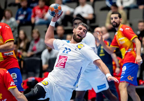 Luka Karabatic (22) of France andViran Morros (24) of Spain during the men s Handball Golden League Match between France and Spain at Gigantium Arena, Aalborg, Denmark, Saturday Oct. 26, 2019. Frankrig vinder efter straffekast. , Aalborg Copyright: FotografxRenéxSchütze RenéxSchützex cop104 spdk20191026-155949-L