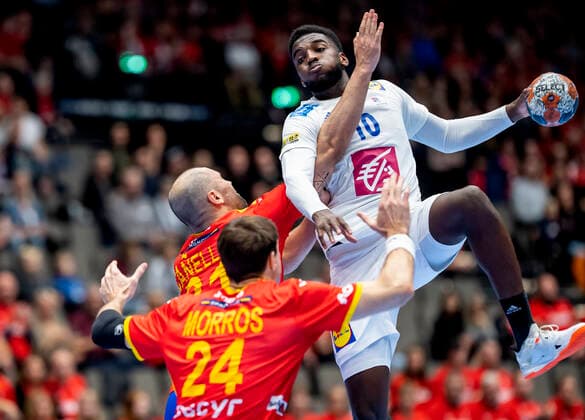 Dika Mem (10) of France and Joan Canellas (21) , Viran Morros (24) of Spain during the men s Handball Golden League Match between France and Spain at Gigantium Arena, Aalborg, Denmark, Saturday Oct. 26, 2019. Frankrig vinder efter straffekast. , Aalborg Copyright: FotografxRenéxSchütze RenéxSchützex cop104 spdk20191026-160034-L
