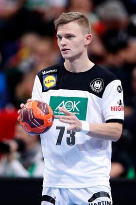 26.10.2019, TUI Arena, Hannover, Tag des Handballs , Deutschland (GER) vs Kroatien (HRV), im Bild Timo Kastening (73, GER) am Ball Deutschland vs Kroatien