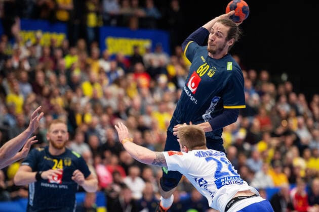 191027 Kim Ekdahl Du Rietz of Sweden and Viggo Kristjansson of Iceland during the International Friendly, Länderspiel, Nationalmannschaft Handball match between Sweden and Iceland on October 27, 2019 in Karlskrona. Photo: Magnus Lejhall BILDBYRAN Cop 214 handboll handball sweden island Sverige 2019 Copyright: MAGNUSxLEJHALL BB191027MH007
