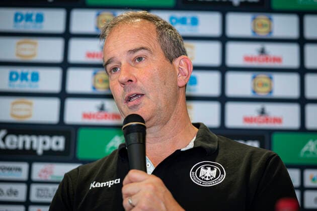 Stuttgart, Deutschland 29. Oktober 2019: DHB Frauen - Pressekonferenz WM Japan Trainer Henk Groener (Deutschland) Stuttgart Scharrena Baden-Württemberg Deutschland