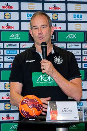 Stuttgart, Deutschland 29. Oktober 2019: DHB Frauen - Pressekonferenz WM Japan Trainer Henk Groener (Deutschland) Stuttgart Scharrena Baden-Württemberg Deutschland