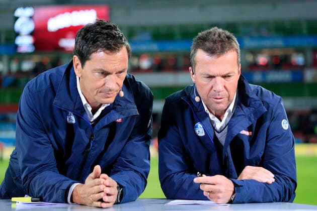 MATTHAEUS Lothar TV SKY mit HELLMANN Sebastian DFL Fussball Bundesliga Saison 2019-2020 Spiel Bayer 04 Leverkusen-Werder Bremen 2 : 2 am 26. 10. 2019 in Gelsenkirchen