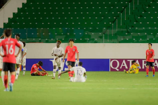 Sub 17 República da Korea e França GOIÂNIA, GO - 30.10.2019: SUB 17 REPÚBLICA DA KOREA E FRANÇA - Republic of Korea Final (1) and (3) France during FIFA U17, U 17 World Cup group stage. Serrinha Stadium in Goiânia, GO. (Photo: Reinaldo Reginato Fotoarena) x1822650x  ReinaldoxReginato