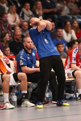 Handball 2. Handball Bundesliga 2019 2020 - Handball Sportverein Hamburg vs. VfL Luebeck-Schwartau Trainer Torsten Jansen (Hamburg) enttäuscht . Sporthalle Alsterdorf Hamburg Foto: Frank Schoof