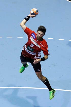 31.10.2019, Swiss Life Hall, Hannover, Ligaspiel, 1. Liga, TSV Hannover-Burgdorf vs HSG Nordhorn-Lingen, im Bild Pavel Mickal (9, Nordhorn) am Ball TSV Hannover-Burgdorf vs HSG Nordhorn-Lingen