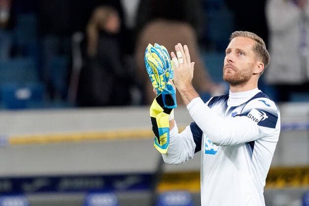 Oliver Baumann (Torwart, Hoffenheim, 1), Jubel nach dem Schlusspfiff, Sieg, Sieger, Gewinner, jubelt, jubeln, Freude, optimistisch, Highlight, Action, Aktion, Einzelbild, 01.11.2019, Sinsheim (Deutschland), Fussball, Bundesliga, TSG 1899 Hoffenheim - SC Paderborn 07, DFB DFL REGULATIONS PROHIBIT ANY USE OF PHOTOGRAPHS AS IMAGE SEQUENCES AND OR QUASI-VIDEO. *** Oliver Baumann Goalkeeper, Hoffenheim, 1 , cheering after the final whistle, victory, winner, winner, cheers, joy, optimistic, highlight, action, action, single picture, 01 11 2019, Sinsheim Germany , football, Bundesliga, TSG 1899 Hoffenheim SC Paderborn 07, DFB DFL REGULATIONS PROHIBIT ANY USE OF PHOTOGRAPHS AS IMAGE SEQUENCES AND OR QUASI VIDEO xozx