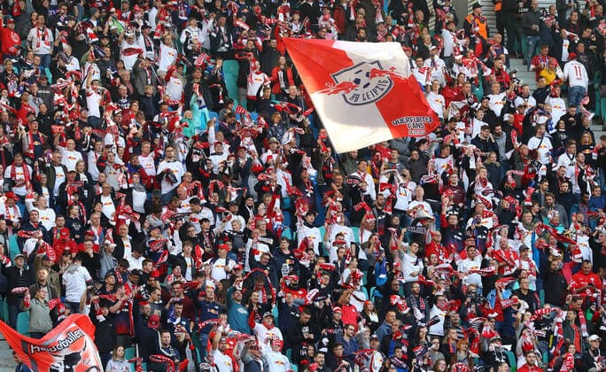 RB Leipzig - Mainz Fussball Bundesliga Leipzig, 02.11.2019, Red Bull Arena, Fussball, Bundesliga, 10.Spieltag , RB Leipzig vs. 1. FSV Mainz 05 , Im Bild: Fans von RB Leipzig , DFL regulations prohibit any use of photographs as image sequences and or quasi-video. , *** RB Leipzig Mainz Fussball Bundesliga Leipzig, 02 11 2019, Red Bull Arena, Fussball, Bundesliga, 10 Spieltag , RB Leipzig vs 1 FSV Mainz 05 , Im Bild Fans of RB Leipzig , DFL regulations prohibit any use of photographs as image sequences and or quasi video ,