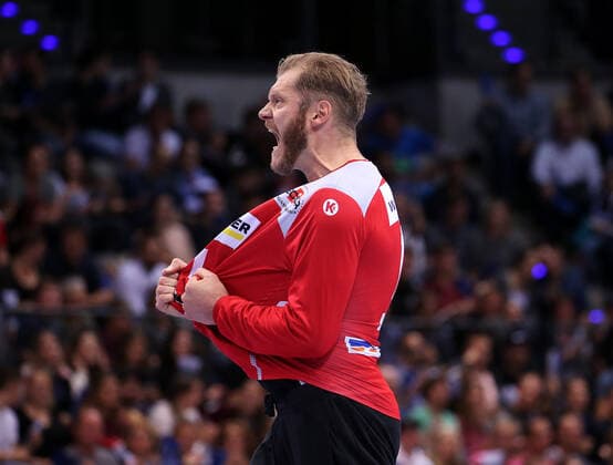 BAU 02.11.2019 Stuttgart Handball TVB Stuttgart vs. SG Flensburg-Handewitt, Johannes Bitter (TVB) jubelt
