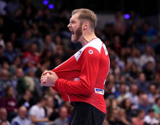 BAU 02.11.2019 Stuttgart Handball TVB Stuttgart vs. SG Flensburg-Handewitt, Johannes Bitter (TVB) jubelt