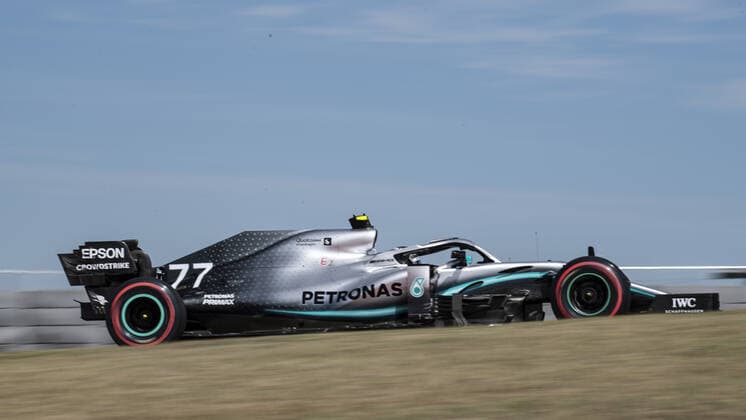November 2, 2019, Austin, Texas, U.S: 77 VALTTERI BOTTAS Mercedes-AMG Petronas Motorsport on top of turn 9. F1 2019 United States Grand Prix - ZUMAm147 20191102_zap_m147_016 Copyright: xHossxMcBainx