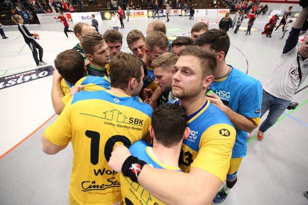 Abschlusskreis (hinten) HSG Konstanz GER, Handball, 2. Bundesliga, TuS N-Luebbecke gegen HSG Konstanz, 02.11.2019 Luebbecke Copyright: xStrohdiekx Eibner-Pressefotox EP_jsk