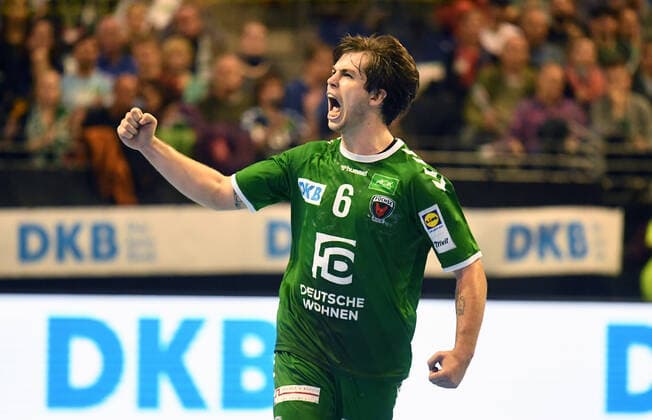Jacob Tandrup Holm (Füchse), jubelt nach einem Tor Füchse Berlin - Rhein-Neckar Löwen 1. Bundesliga, DKB-Handballbundesliga, 2019 2020 Herren, Männer, Maenner, Handball, Deutschland, Germany, Max-Schmeling-Halle Berlin, 3.11.2019