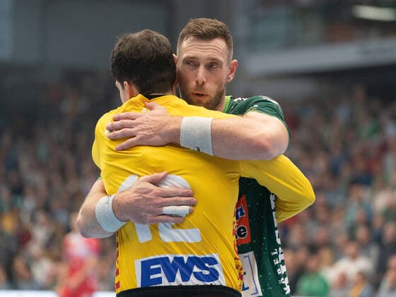 Daniel Rebmann (Frisch Auf Goeppingen 12) und Jacob Bagersted (Frisch Auf Goeppingen 14), Frisch Auf Göppingen vs. TBV Lemgo Lippe, 1. Bundesliga, Handball, Herren, 03.11.2019 Frisch Auf Göppingen vs. TBV Lemgo Lippe, 1. Bundesliga, Handball, Herren, 03.11.2019 Göppingen Copyright: xEibner-Pressefoto MichaelxSchmidx FAG