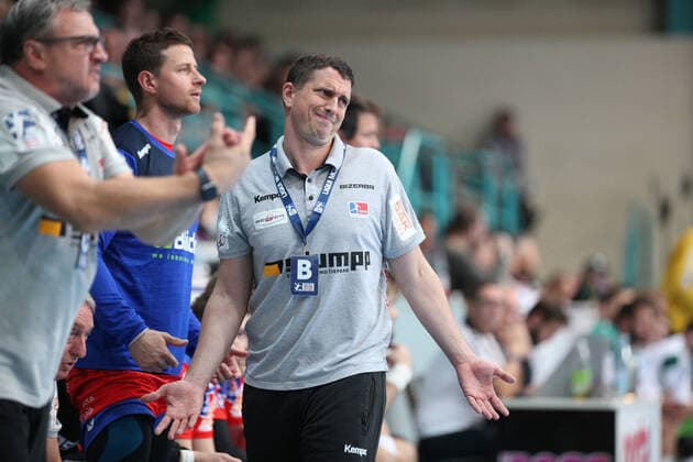Jens Buerkle (Trainer HBW Balingen-Weilstetten) GER, Handball, 1. Bundesliga, TSV GWD Minden gegen HBW Balingen-Weilstetten, 03.11.2019 Minden Copyright: xStrohdiekx Eibner-Pressefotox EP_jsk