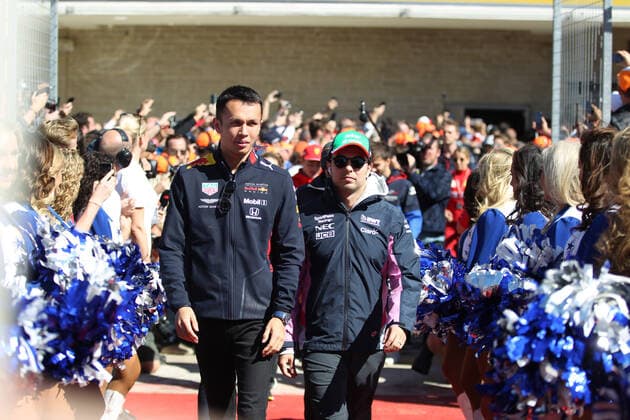 Photo4 LaPresse 03 11 2019 Austin, USA Grand Prix Formula One USA 2019 In the pic: Driver parade, Alexader Albon (THA) Redbull Racing RB15 and Sergio Perez (MEX) Racing Point F1 RP19  Copyright: xPhoto4 LaPressex